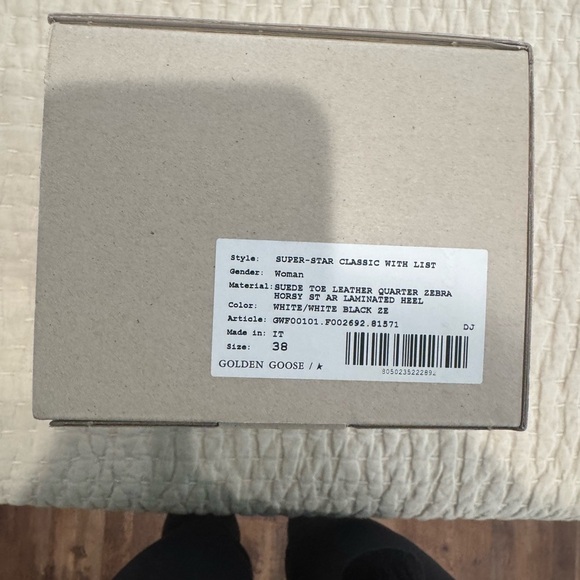 Golden Goose Superstars with Gold Glitter Star - Picture 11 of 12